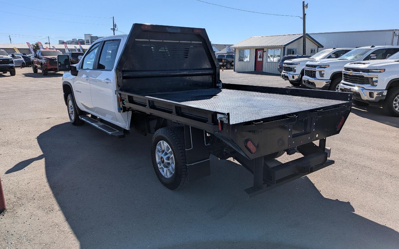 Chevrolet Silverado 2500HD LT Crew Cab Long Box 4WD 2024