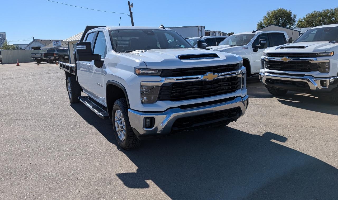 Chevrolet Silverado 2500HD LT Crew Cab Long Box 4WD 2024