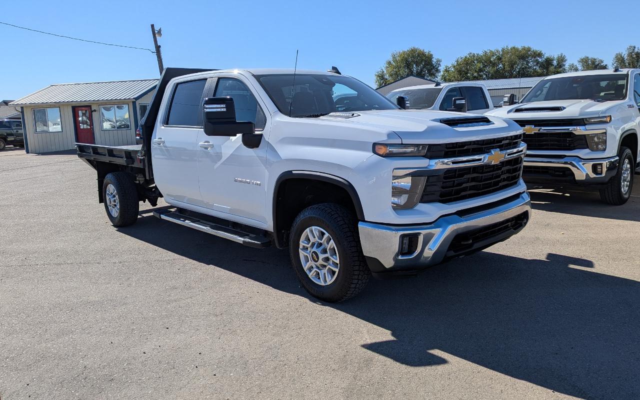 Chevrolet Silverado 2500HD LT Crew Cab Long Box 4WD 2024