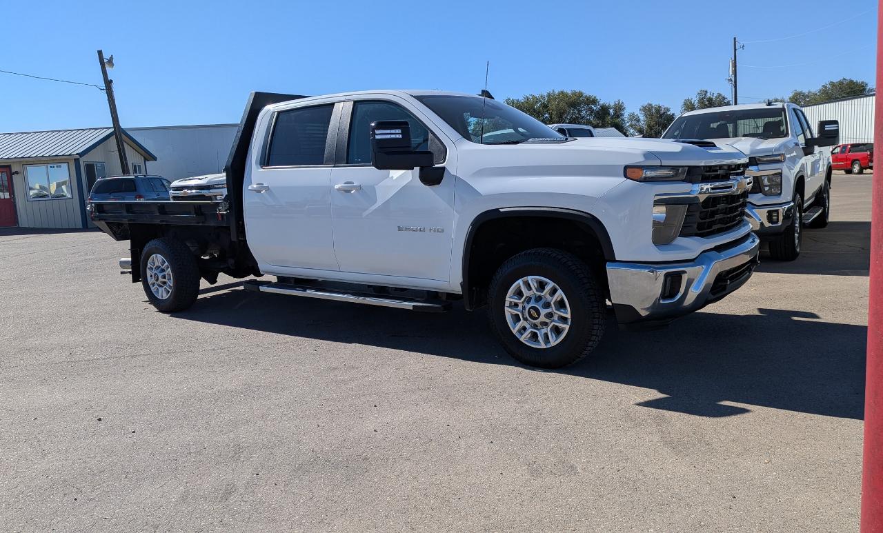 Chevrolet Silverado 2500HD LT Crew Cab Long Box 4WD 2024