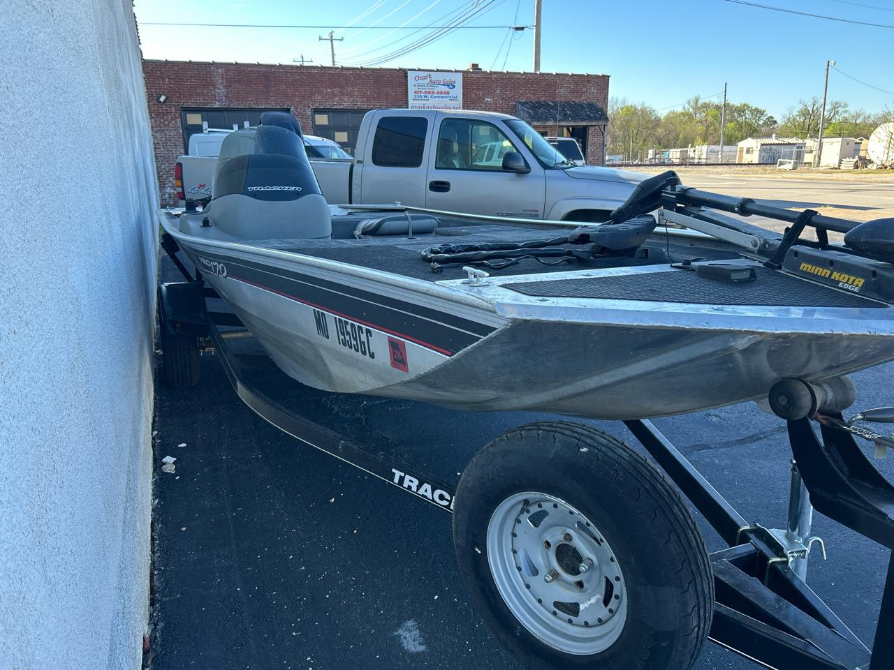 Tracker Bass Pro Team 170 TX  2014