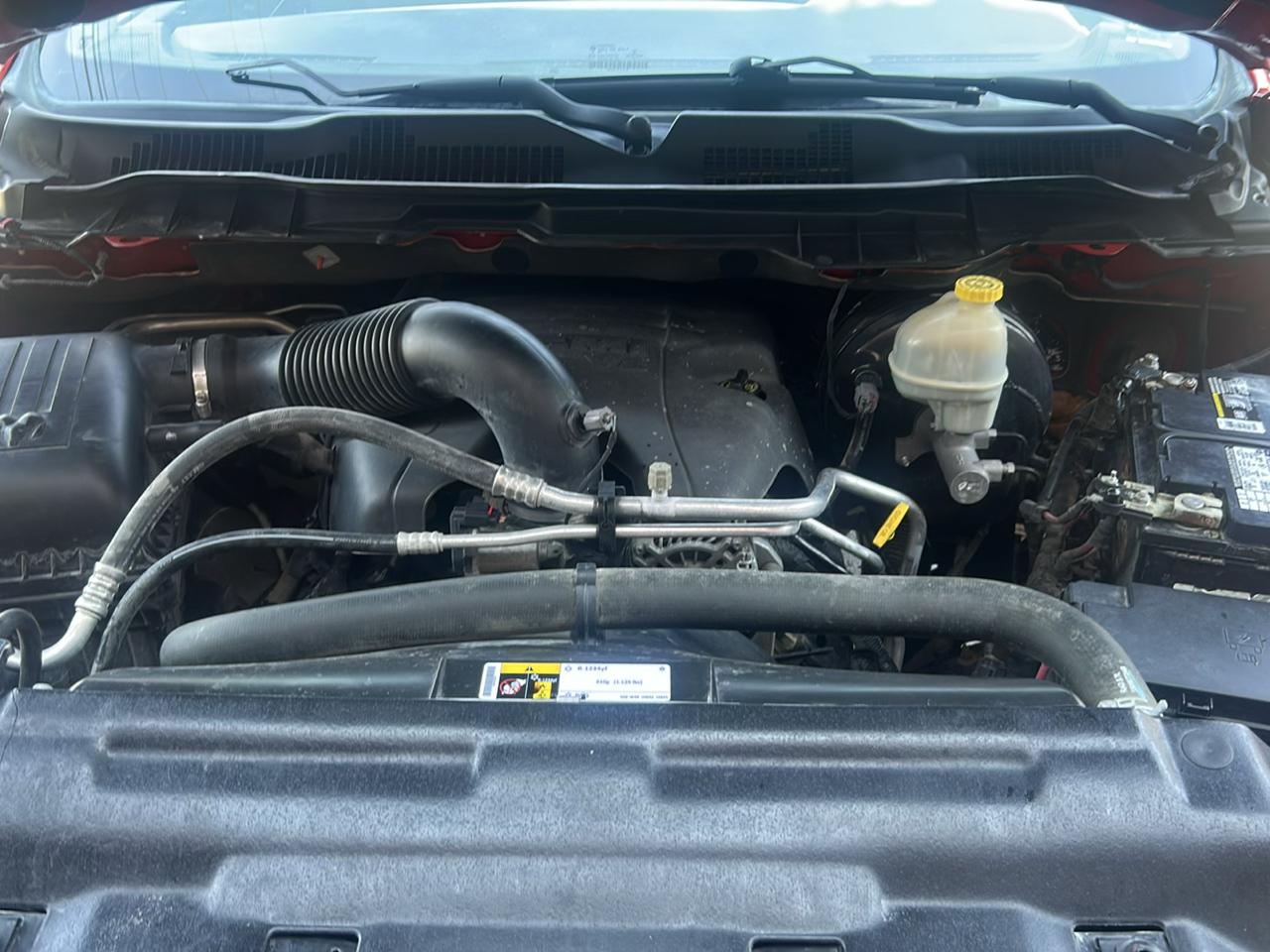 RAM 1500 4WD Crew Cab 140.5" Express 2015