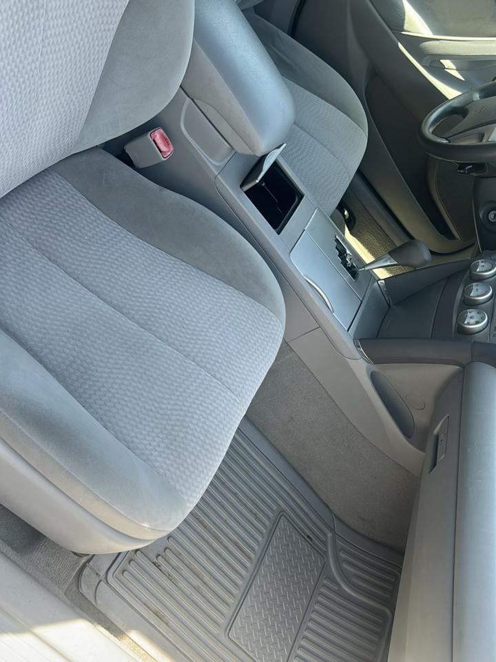 Toyota Camry SE 6-Spd MT 2010