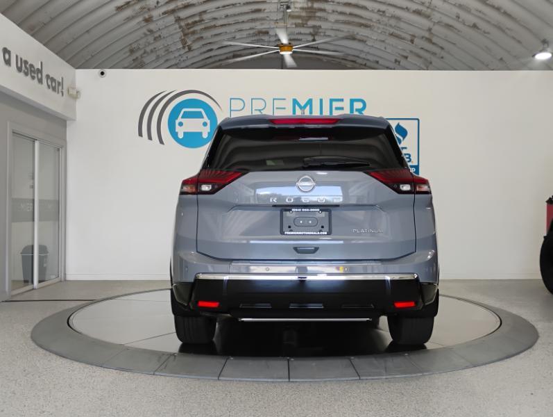 Nissan Rogue Platinum 2024