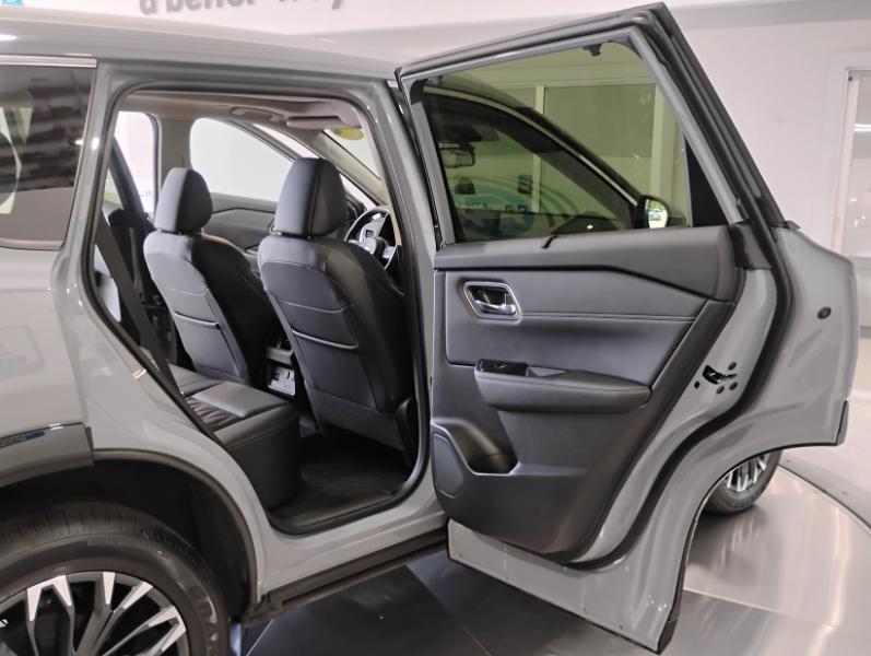 Nissan Rogue Platinum 2024