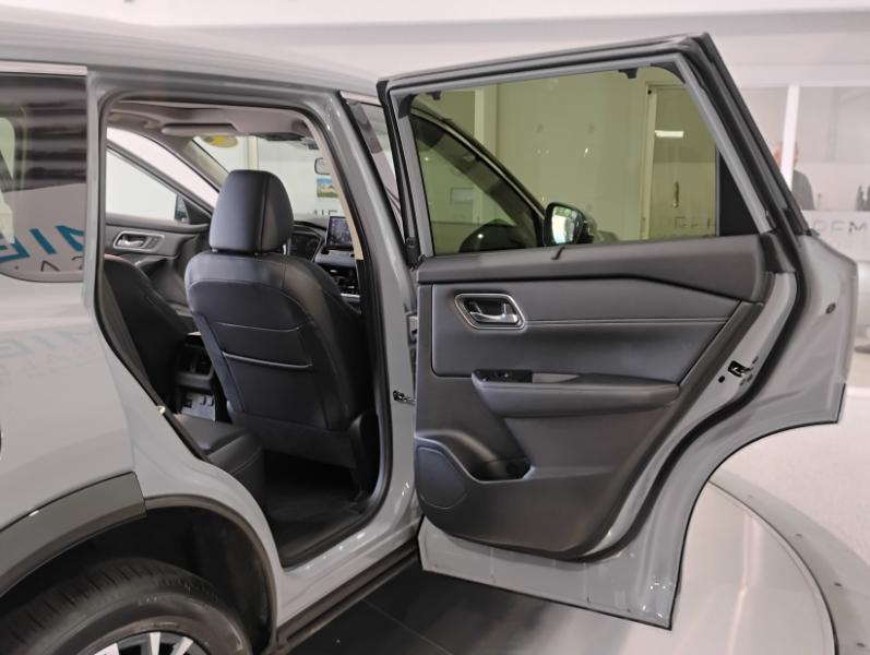 Nissan Rogue Platinum 2024