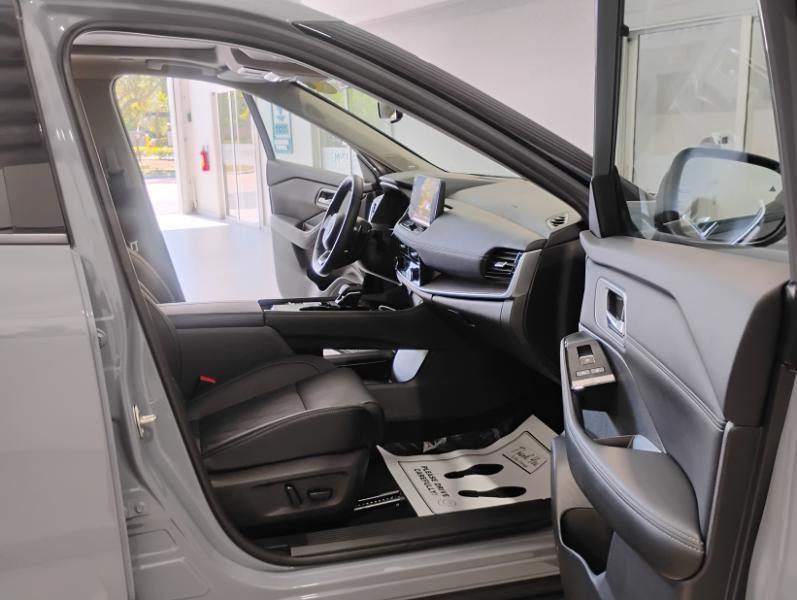 Nissan Rogue Platinum 2024