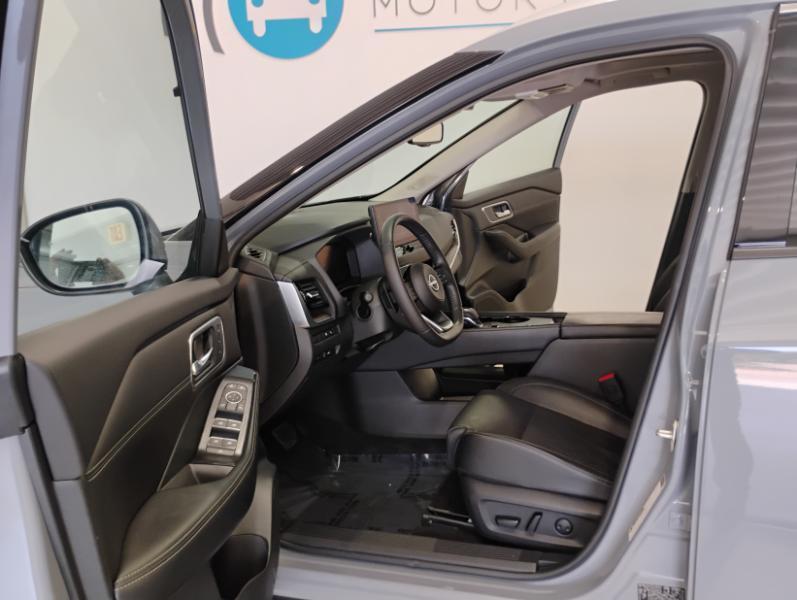Nissan Rogue Platinum 2024