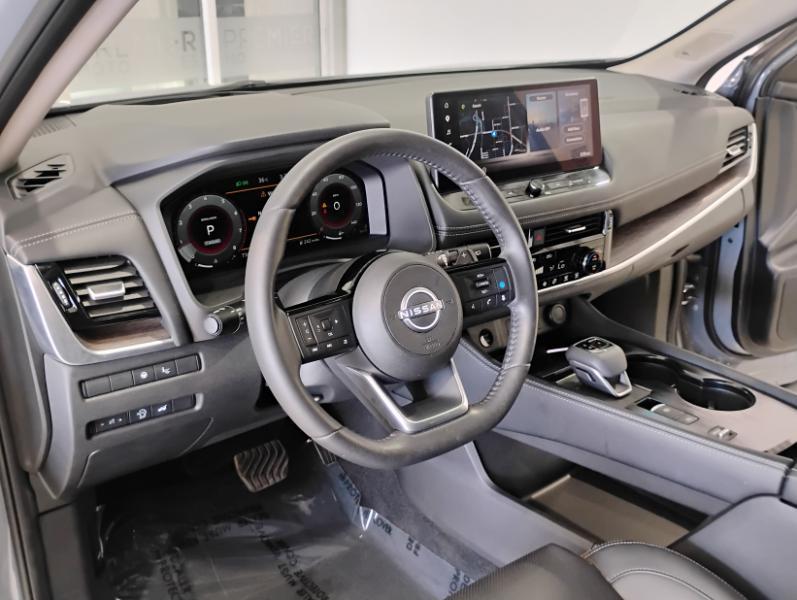 Nissan Rogue Platinum 2024