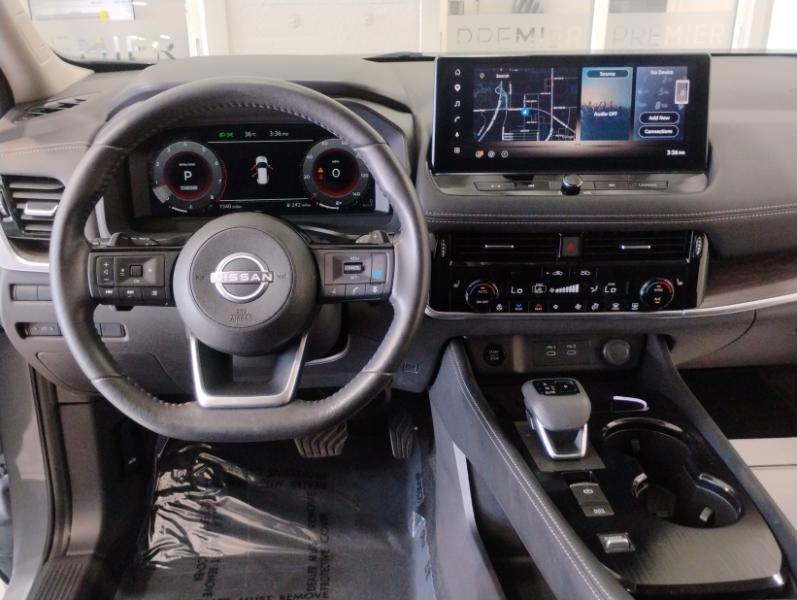 Nissan Rogue Platinum 2024