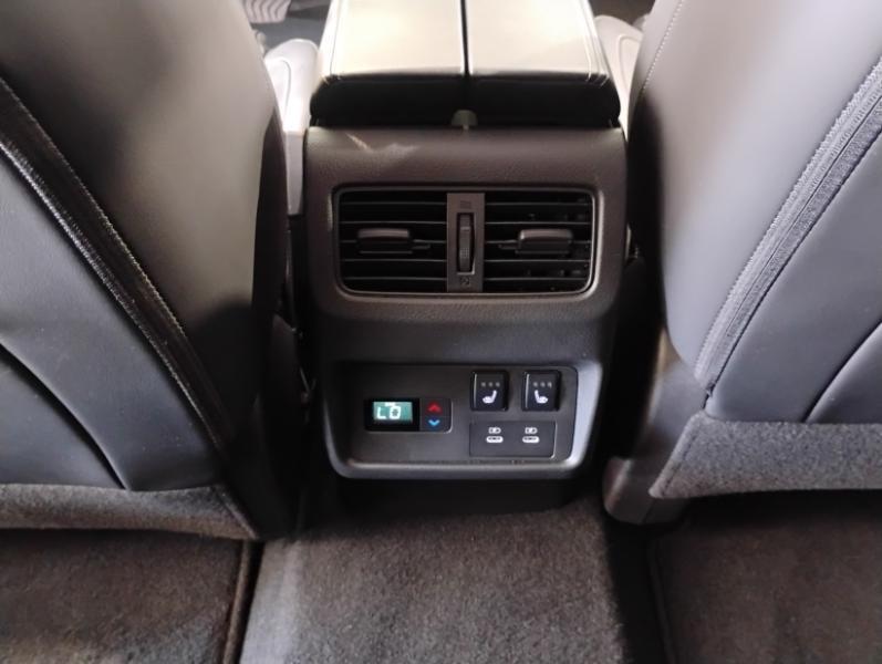 Nissan Rogue Platinum 2024