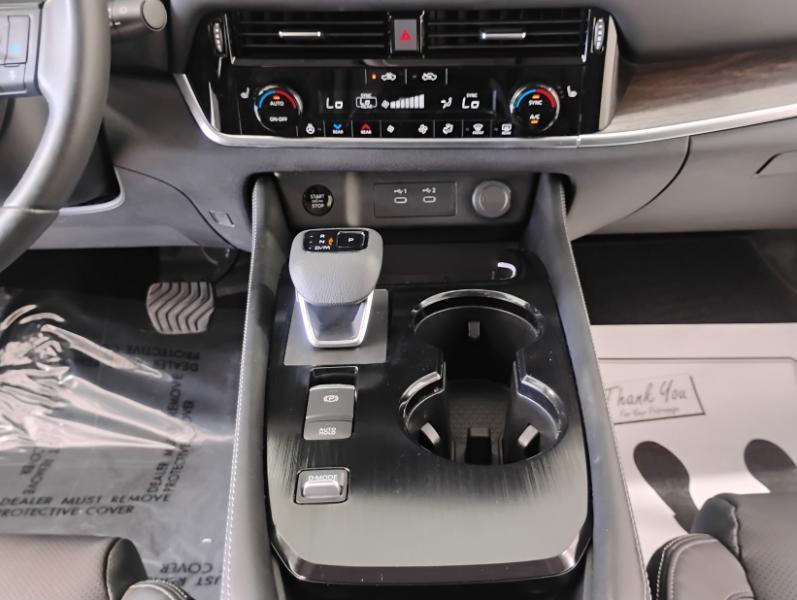 Nissan Rogue Platinum 2024