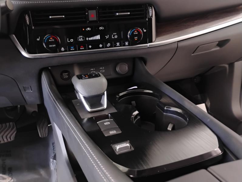 Nissan Rogue Platinum 2024