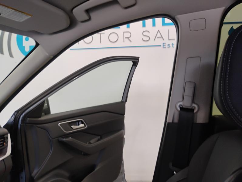 Nissan Rogue Platinum 2024