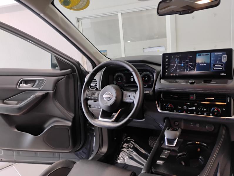 Nissan Rogue Platinum 2024