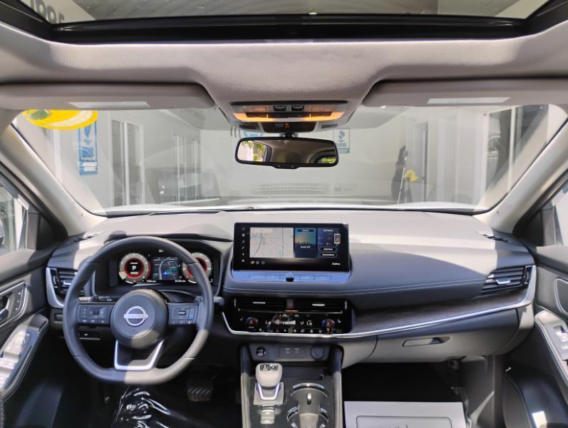 Nissan Rogue Platinum 2024