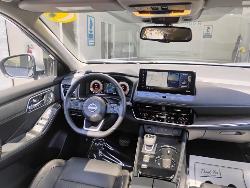 Nissan Rogue Platinum 2024
