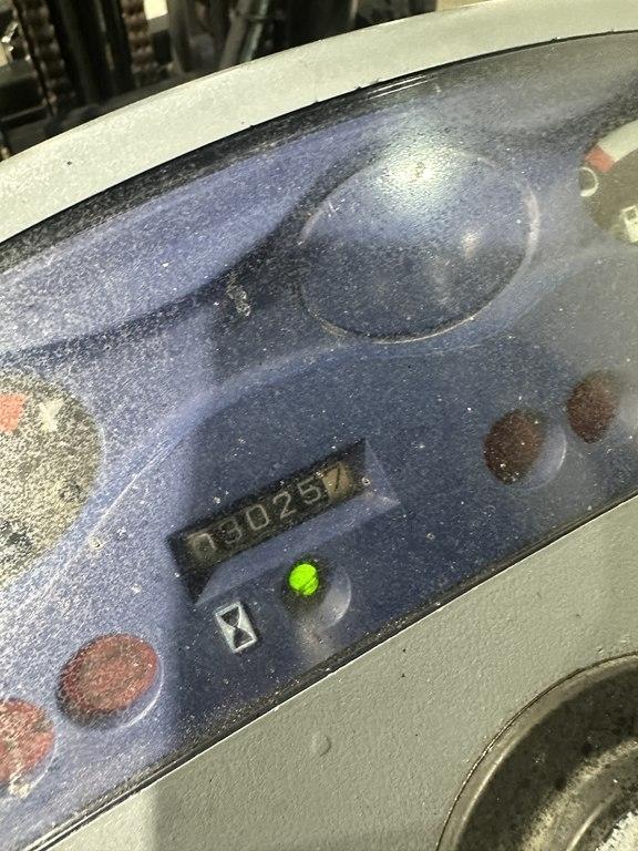 Komatsu FG25T-12  2012