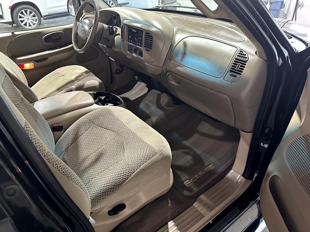 Ford F-150 XLT SuperCrew Short Bed 4WD 2001 Ford F-150 XLT SuperCrew Short Bed 4WD 2001