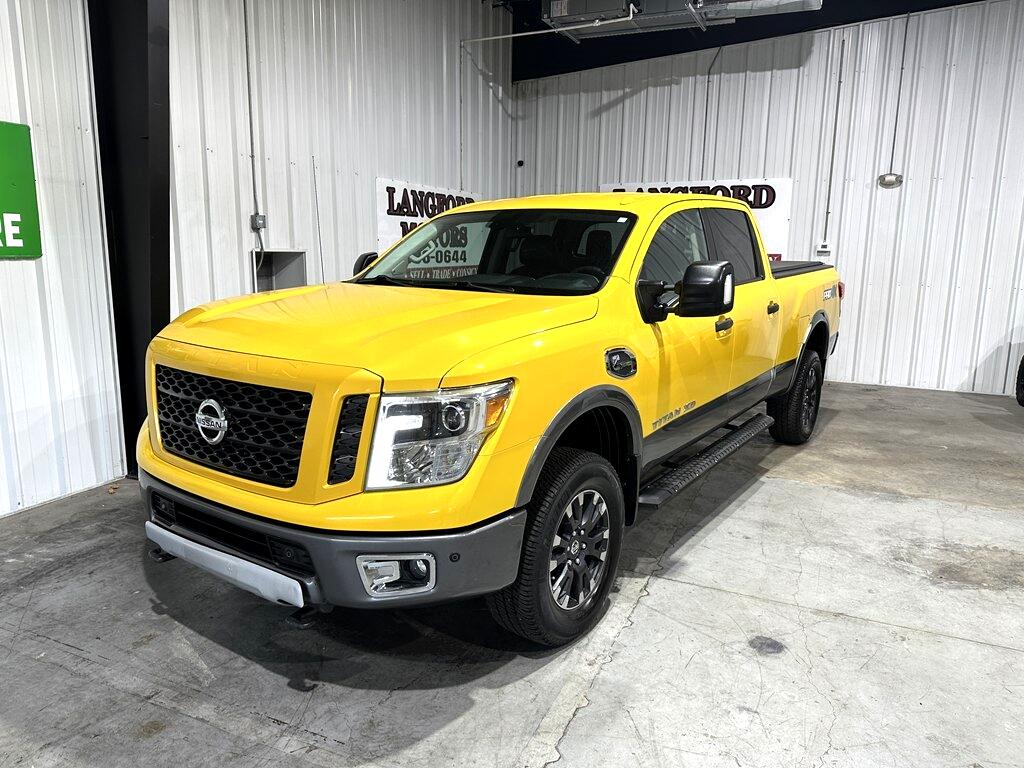 Nissan Titan XD 4WD Crew Cab PRO-4X Diesel 2016 Nissan Titan XD 4WD Crew Cab PRO-4X Diesel 2016