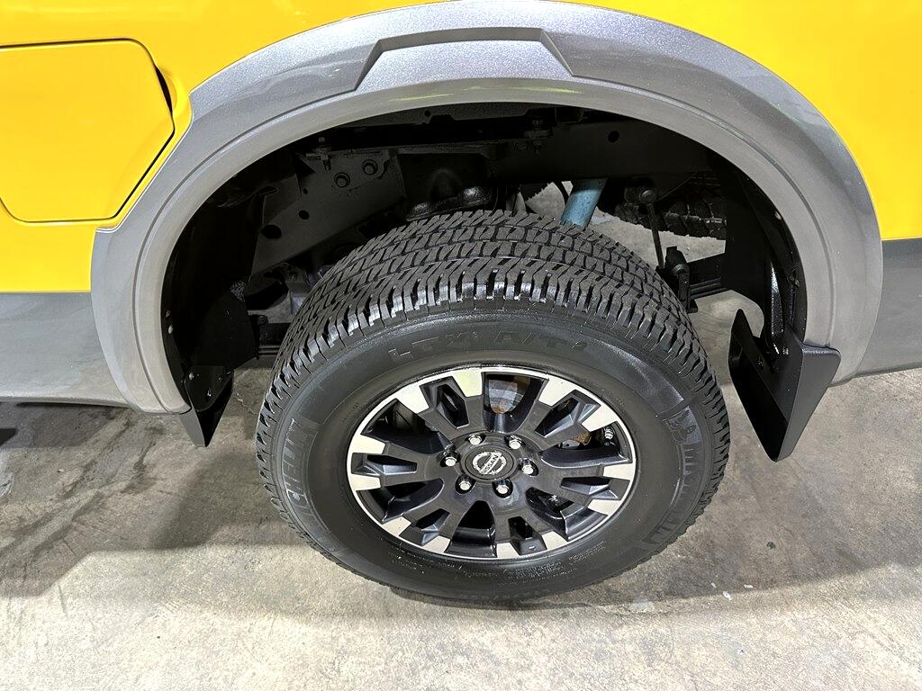 Nissan Titan XD 4WD Crew Cab PRO-4X Diesel 2016 Nissan Titan XD 4WD Crew Cab PRO-4X Diesel 2016