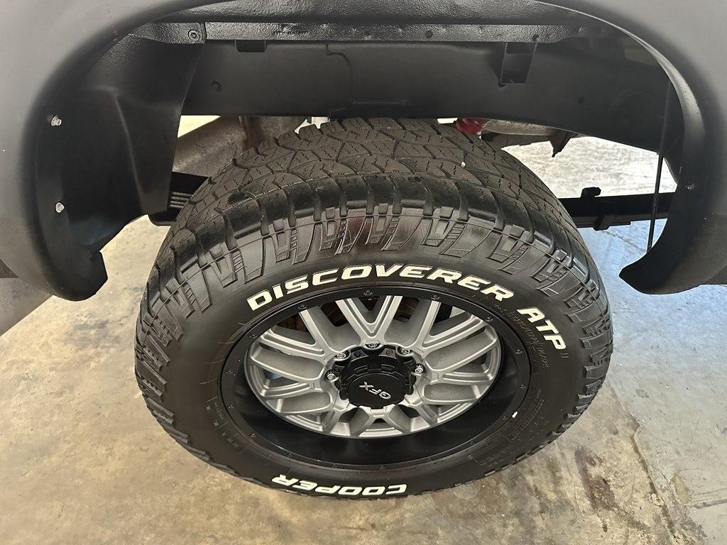 Dodge Ram 2500 ST Crew Cab SWB 4WD 2007