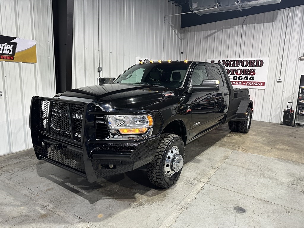 RAM 3500 Big Horn Crew Cab LWB 4WD DRW 2021 RAM 3500 Big Horn Crew Cab LWB 4WD DRW 2021
