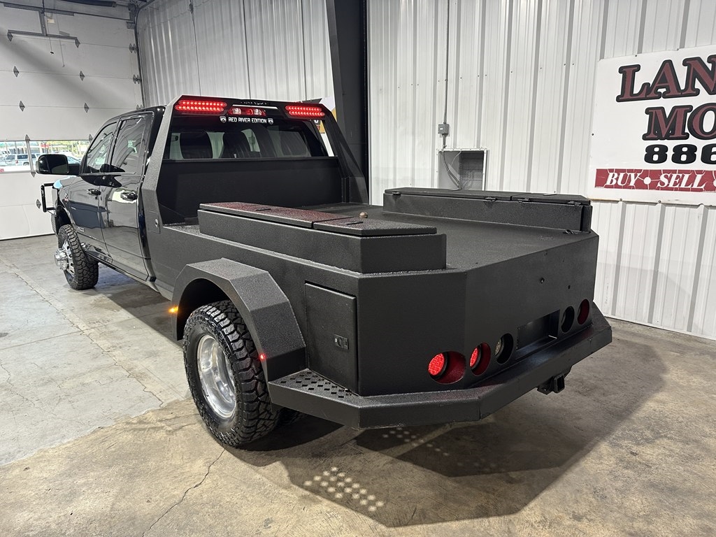 RAM 3500 Big Horn Crew Cab LWB 4WD DRW 2021 RAM 3500 Big Horn Crew Cab LWB 4WD DRW 2021