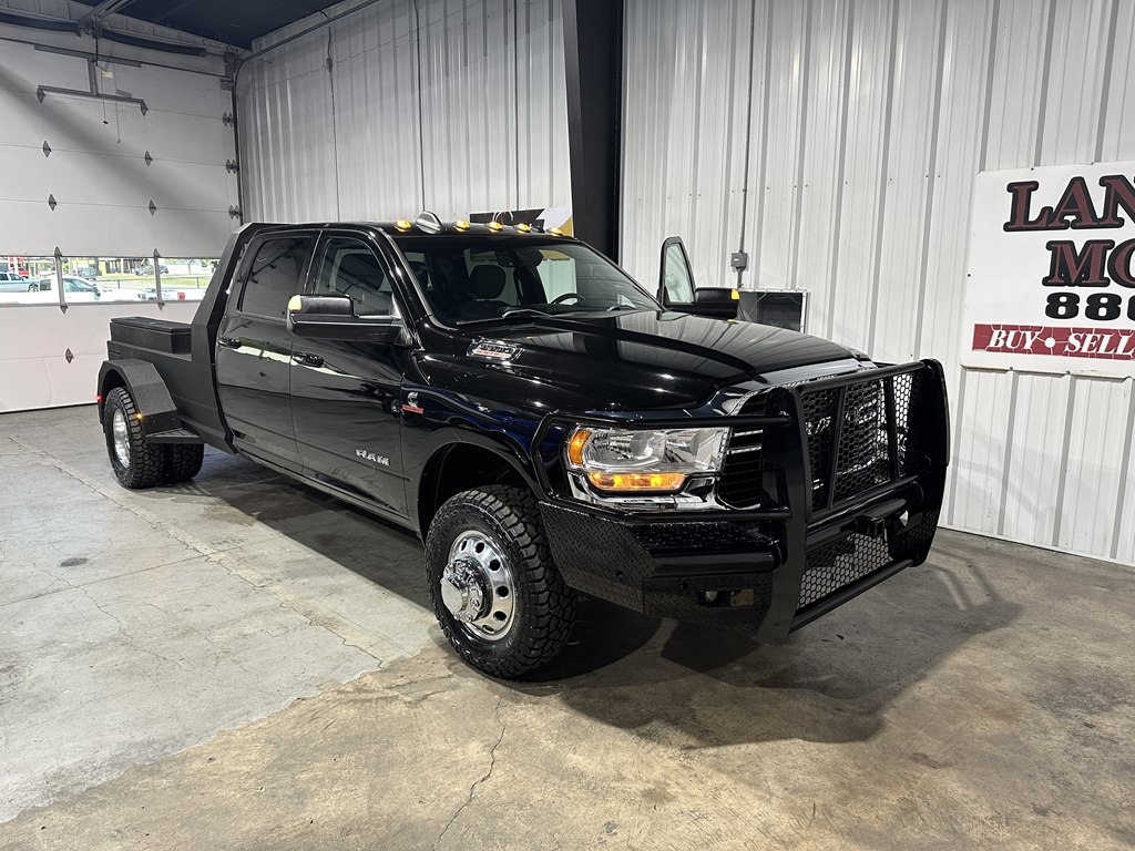 RAM 3500 Big Horn Crew Cab LWB 4WD DRW 2021 RAM 3500 Big Horn Crew Cab LWB 4WD DRW 2021