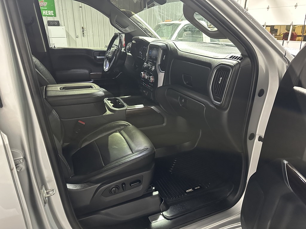 GMC Sierra 1500 4WD Crew Cab 147" SLT 2020 GMC Sierra 1500 4WD Crew Cab 147" SLT 2020