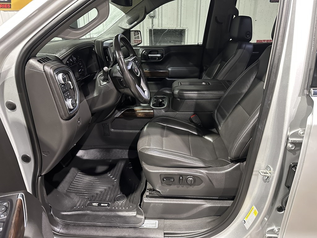 GMC Sierra 1500 4WD Crew Cab 147" SLT 2020 GMC Sierra 1500 4WD Crew Cab 147" SLT 2020