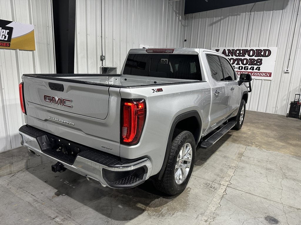 GMC Sierra 1500 4WD Crew Cab 147" SLT 2020 GMC Sierra 1500 4WD Crew Cab 147" SLT 2020