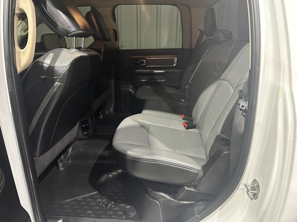 RAM 2500 Tradesman 4x4 Crew Cab 8' Box 2020 RAM 2500 Tradesman 4x4 Crew Cab 8' Box 2020