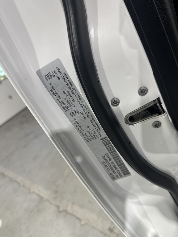 RAM 2500 Tradesman 4x4 Crew Cab 8' Box 2020 RAM 2500 Tradesman 4x4 Crew Cab 8' Box 2020