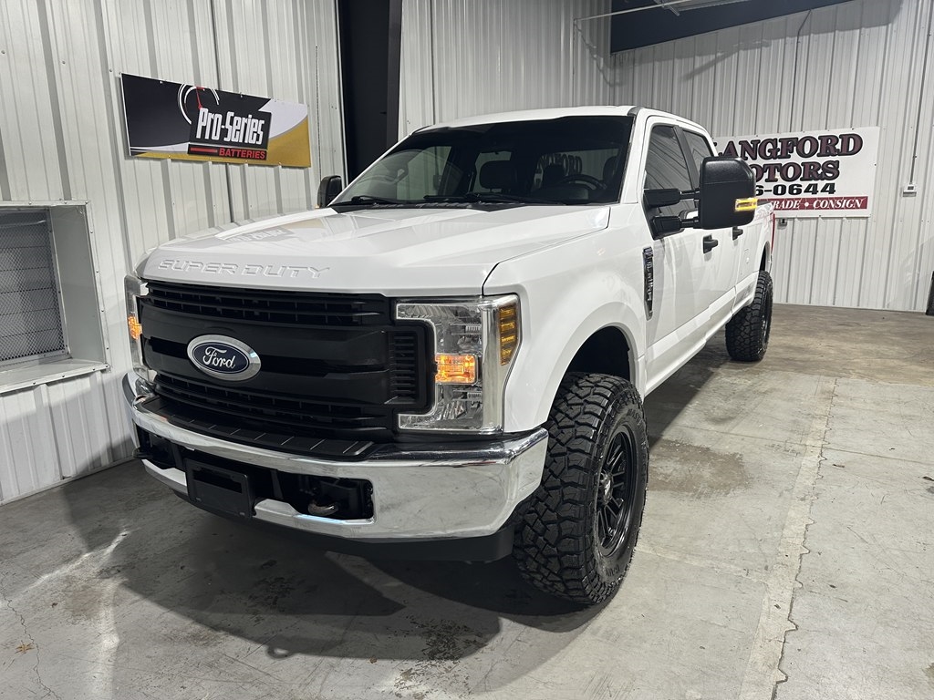 Ford Super Duty F-250 SRW XL 4WD Crew Cab 6.75' Box 2019