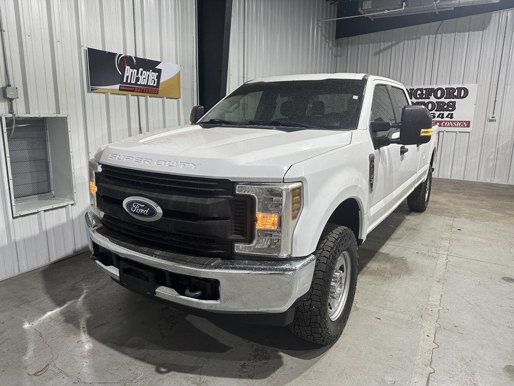 Ford Super Duty F-250 SRW XL 4WD Crew Cab 6.75' Box 2019