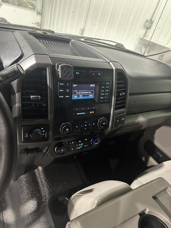 Ford Super Duty F-250 SRW XL 4WD Crew Cab 6.75' Box 2019