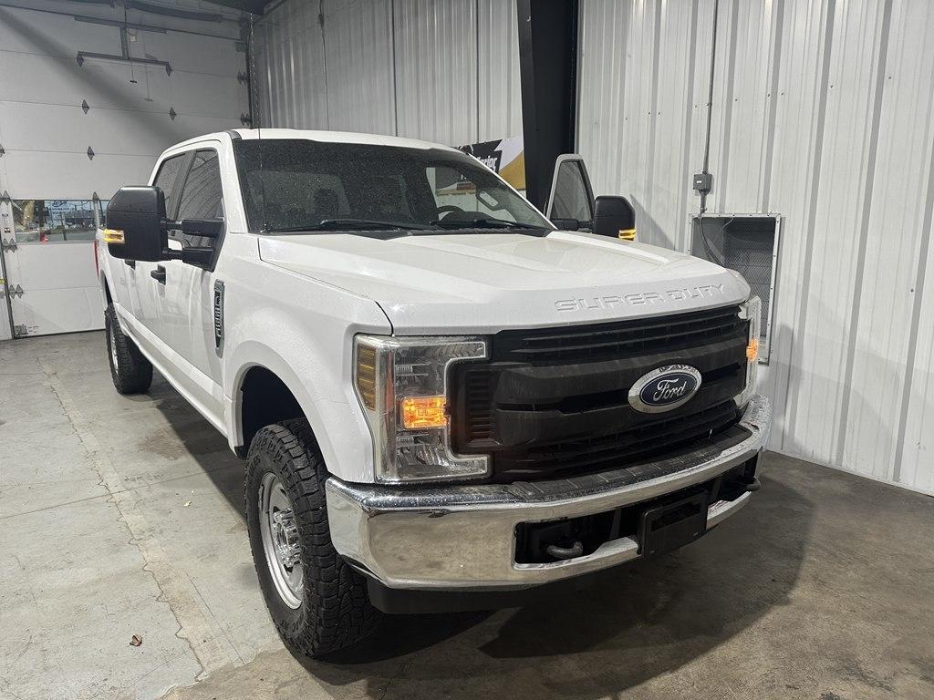 Ford Super Duty F-250 SRW XL 4WD Crew Cab 6.75' Box 2019