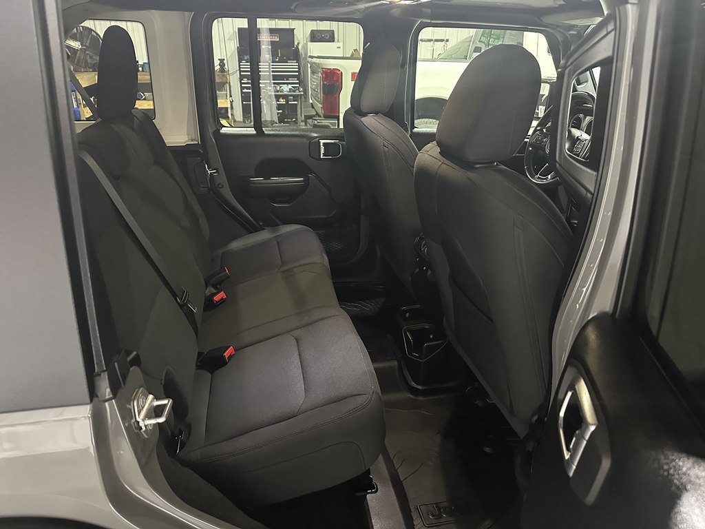 Jeep Wrangler Unlimited Willys 4x4 2021