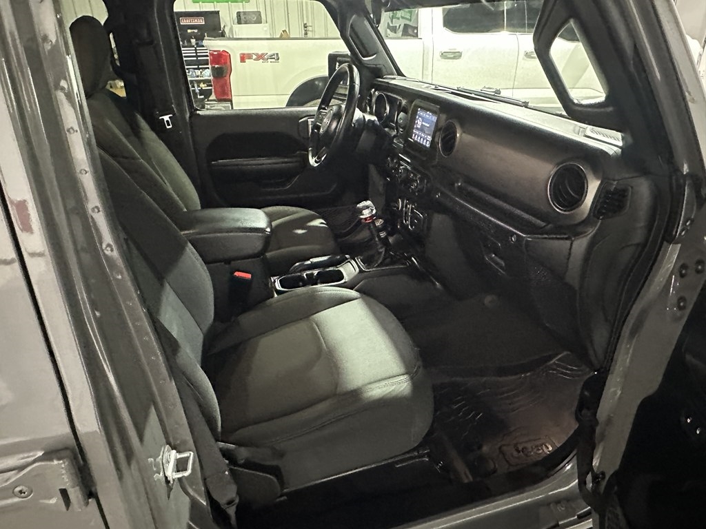 Jeep Wrangler Unlimited Willys 4x4 2021