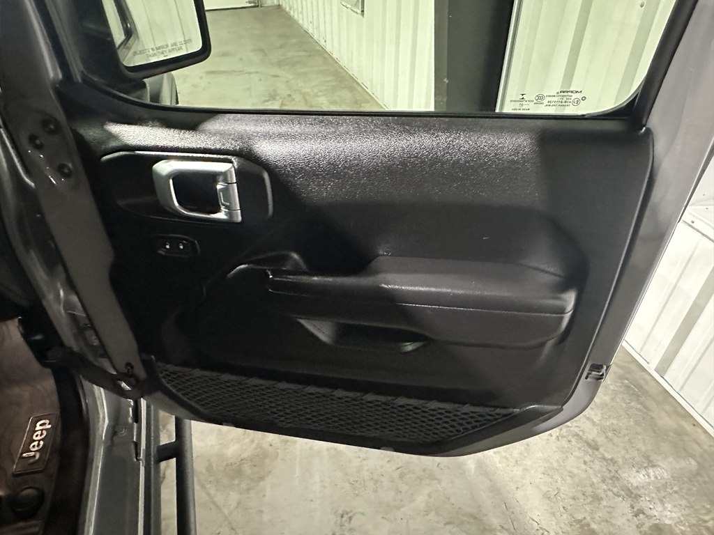 Jeep Wrangler Unlimited Willys 4x4 2021