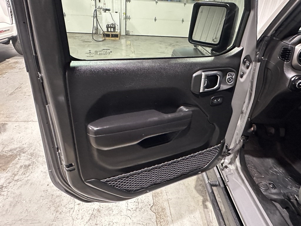 Jeep Wrangler Unlimited Willys 4x4 2021