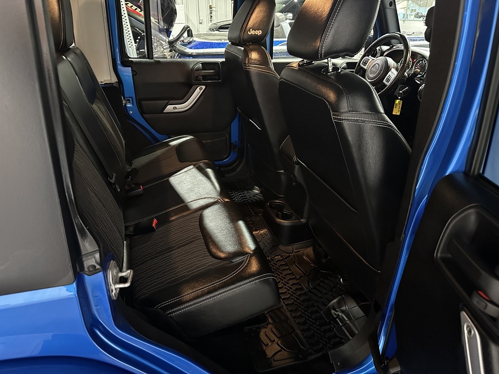 Jeep Wrangler Unlimited 4WD 4dr Freedom Edition *Ltd Avail* 2015