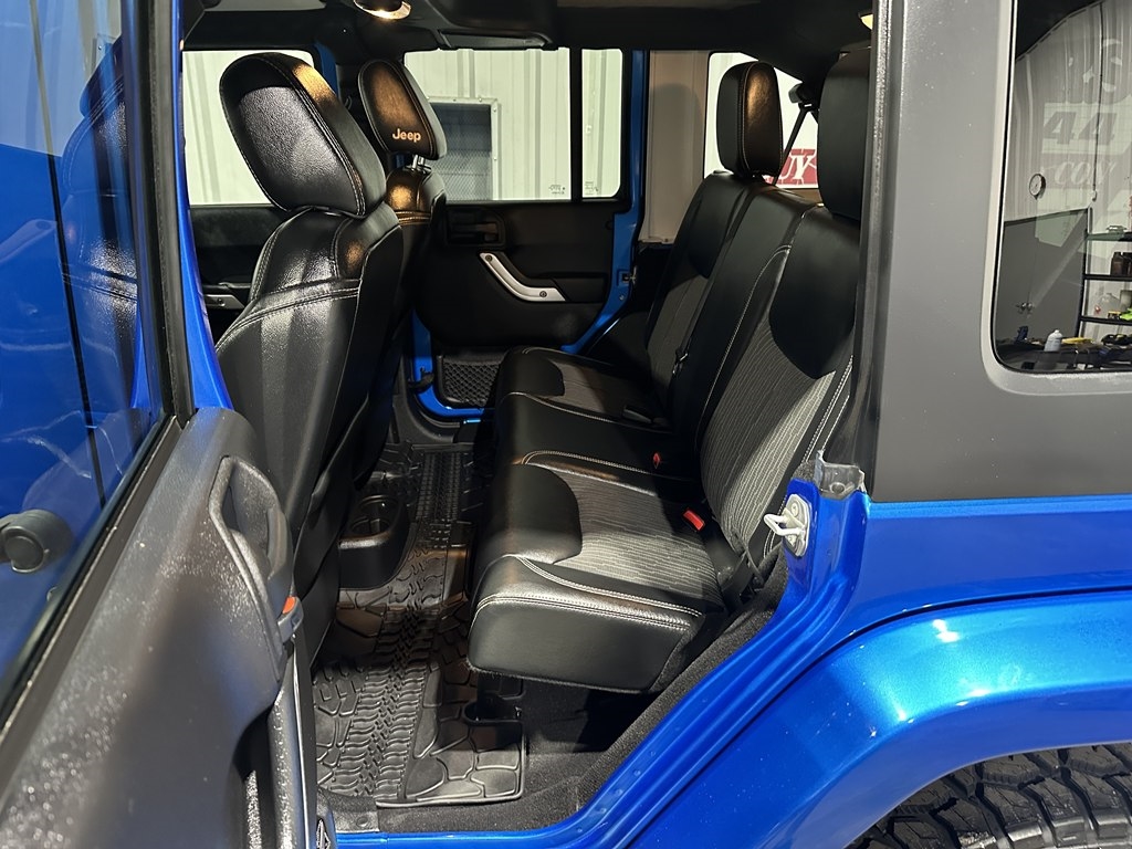 Jeep Wrangler Unlimited 4WD 4dr Freedom Edition *Ltd Avail* 2015