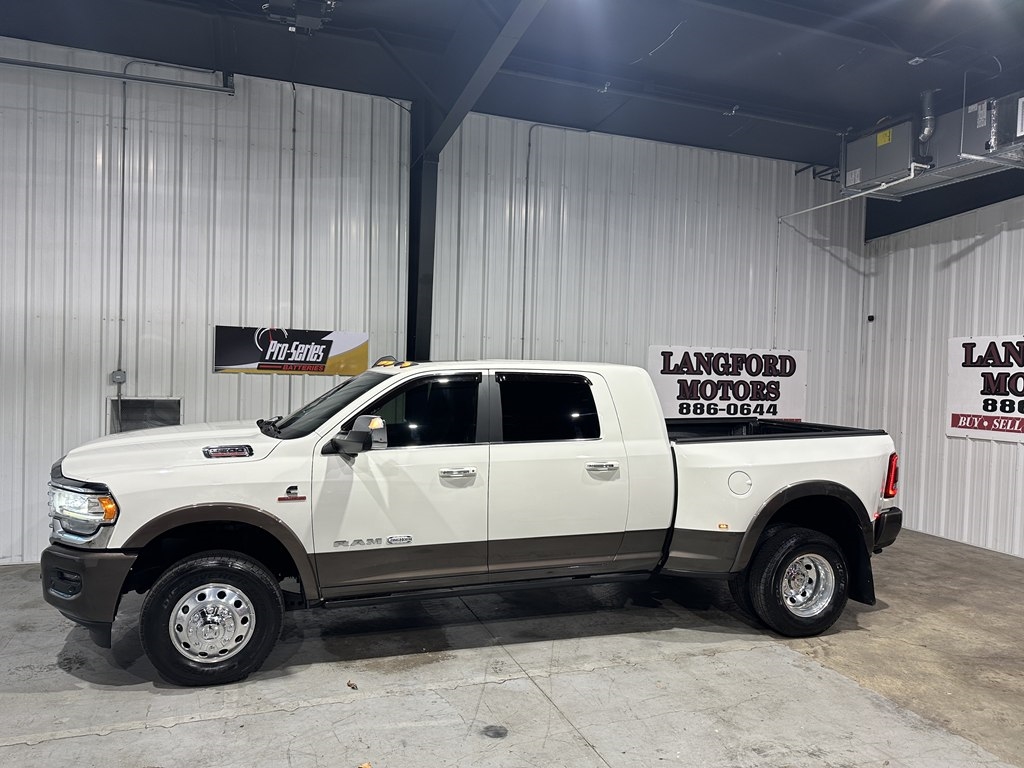 2019 RAM 3500 Longhorn 4x4 Mega Cab 6'4" Box