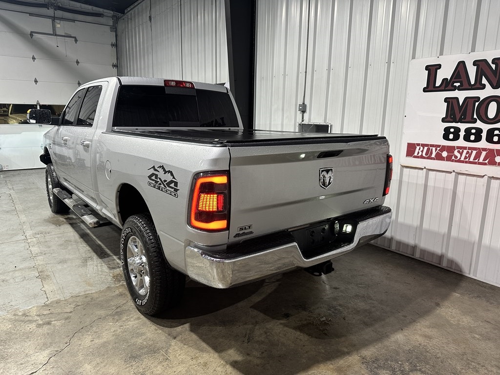 RAM 2500 SLT 4x4 Crew Cab 6'4" Box 2017