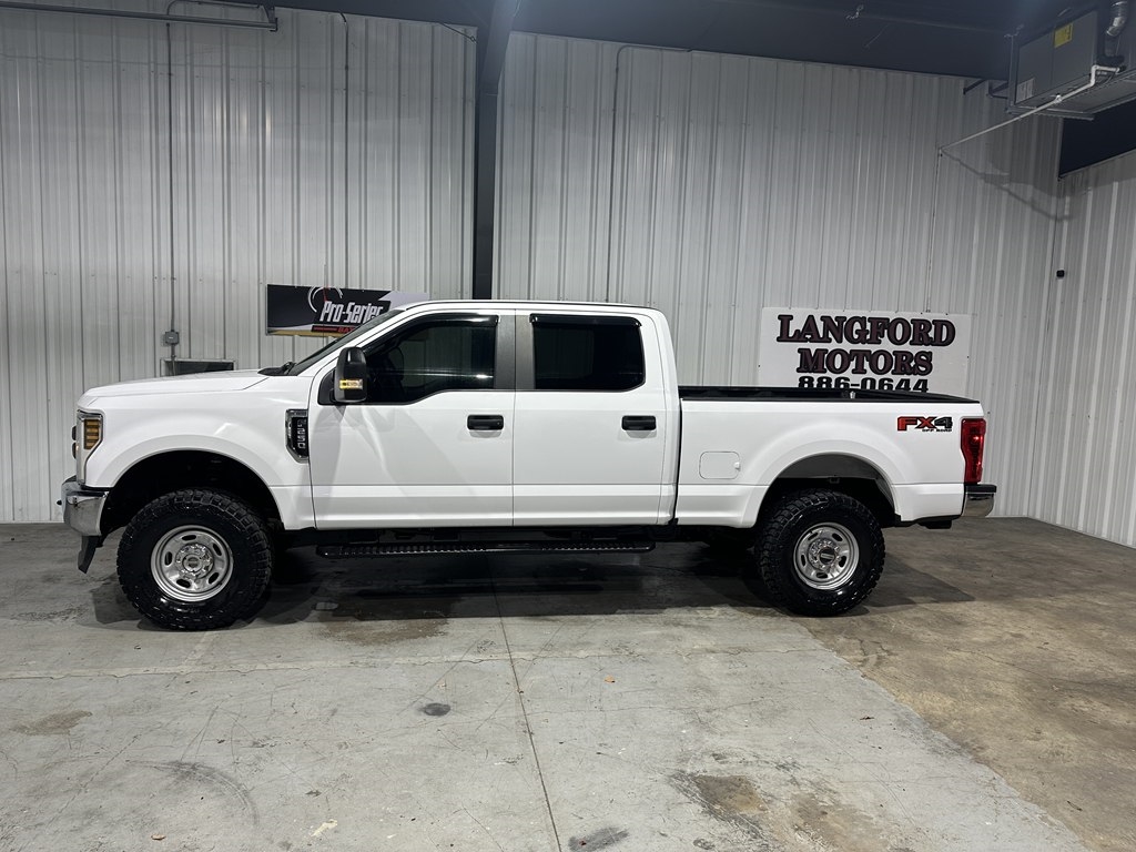 2019 Ford Super Duty F-250 SRW XL 4WD Crew Cab 6.75' Box