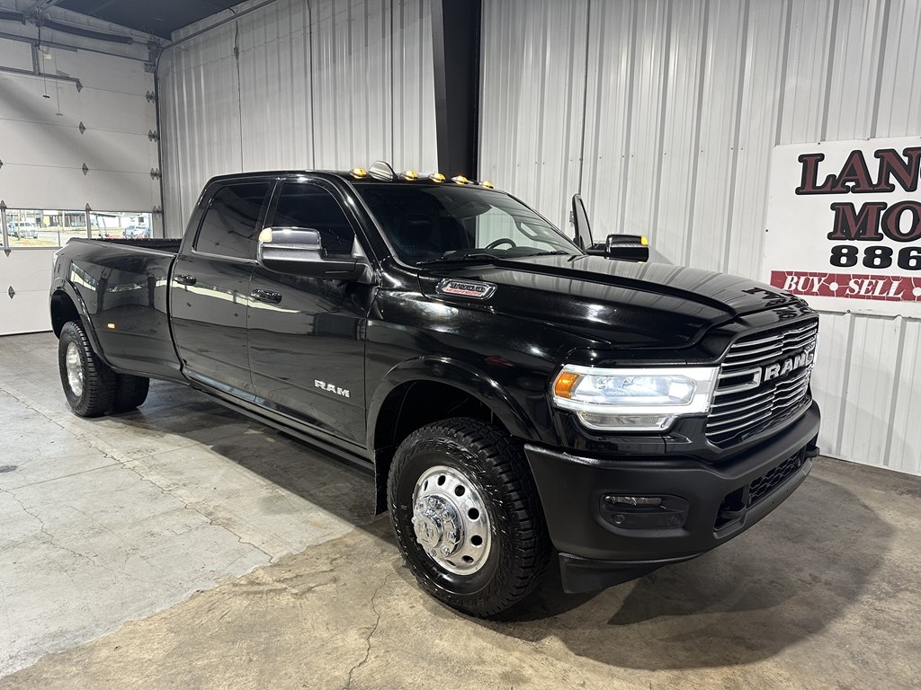 RAM 3500 Laramie 4x4 Crew Cab 8' Box 2019