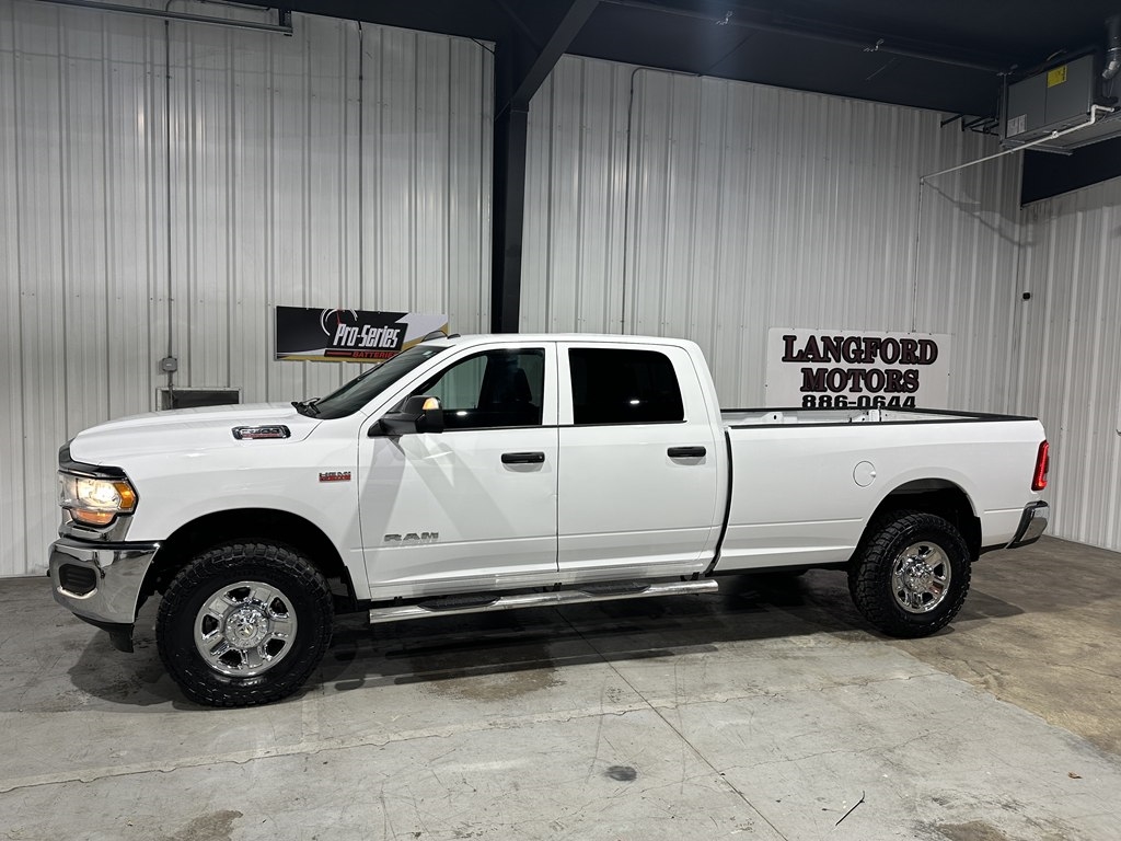 2021 RAM 2500 Tradesman 4x4 Crew Cab 8' Box