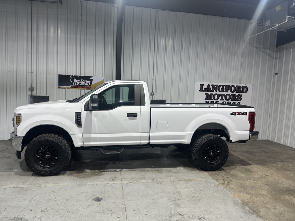 2019 Ford Super Duty F-250 SRW XL 4WD Reg Cab 8' Box